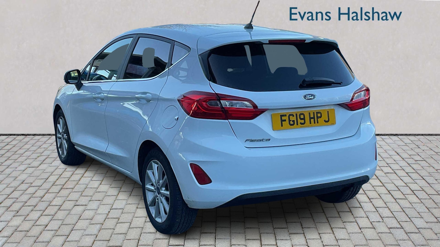 Used Ford Fiesta 2019 for sale - 76624599: Photo 3