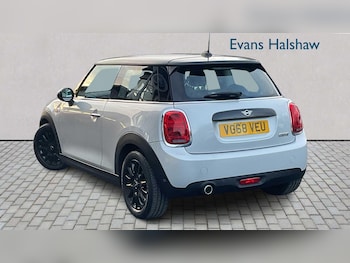 Used MINI Hatch 2018 for sale - 77635020: Photo