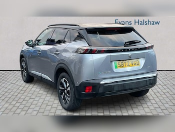 Used Peugeot 2008 2023 for sale - 76789281: Photo