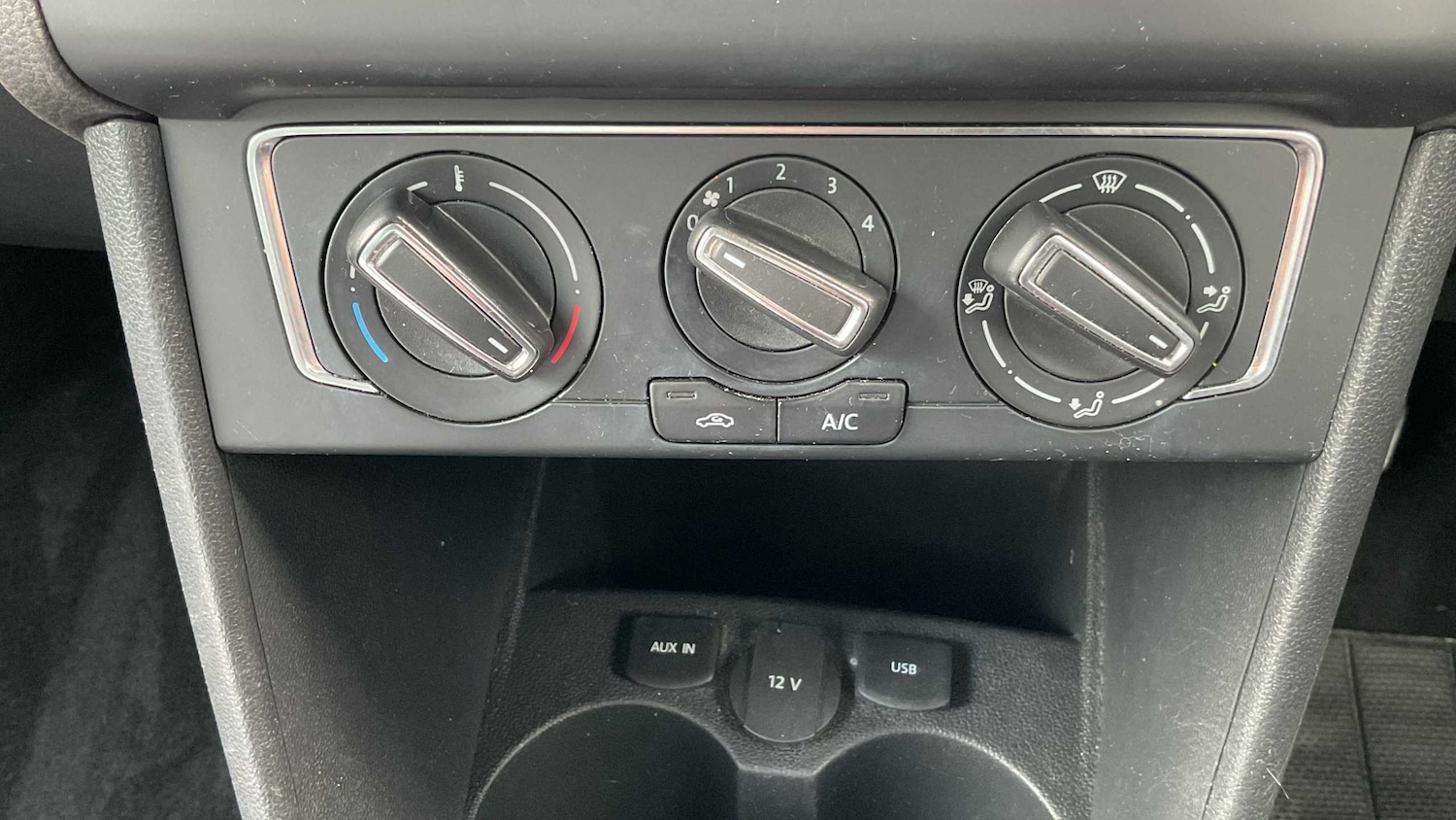 Used Volkswagen Polo 2017 for sale - 77928506: Photo 15