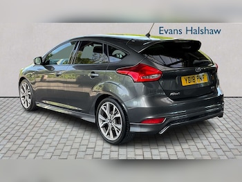 Used Ford Focus 2018 for sale - 78732303: Photo