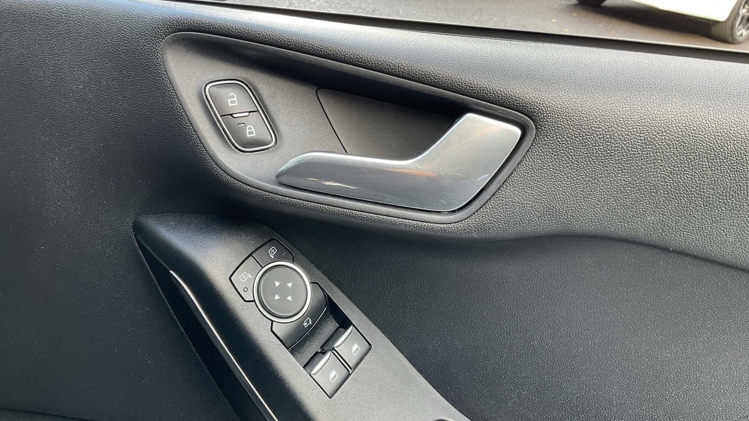 Used Ford Fiesta 2019 for sale - 75930981: Photo 27