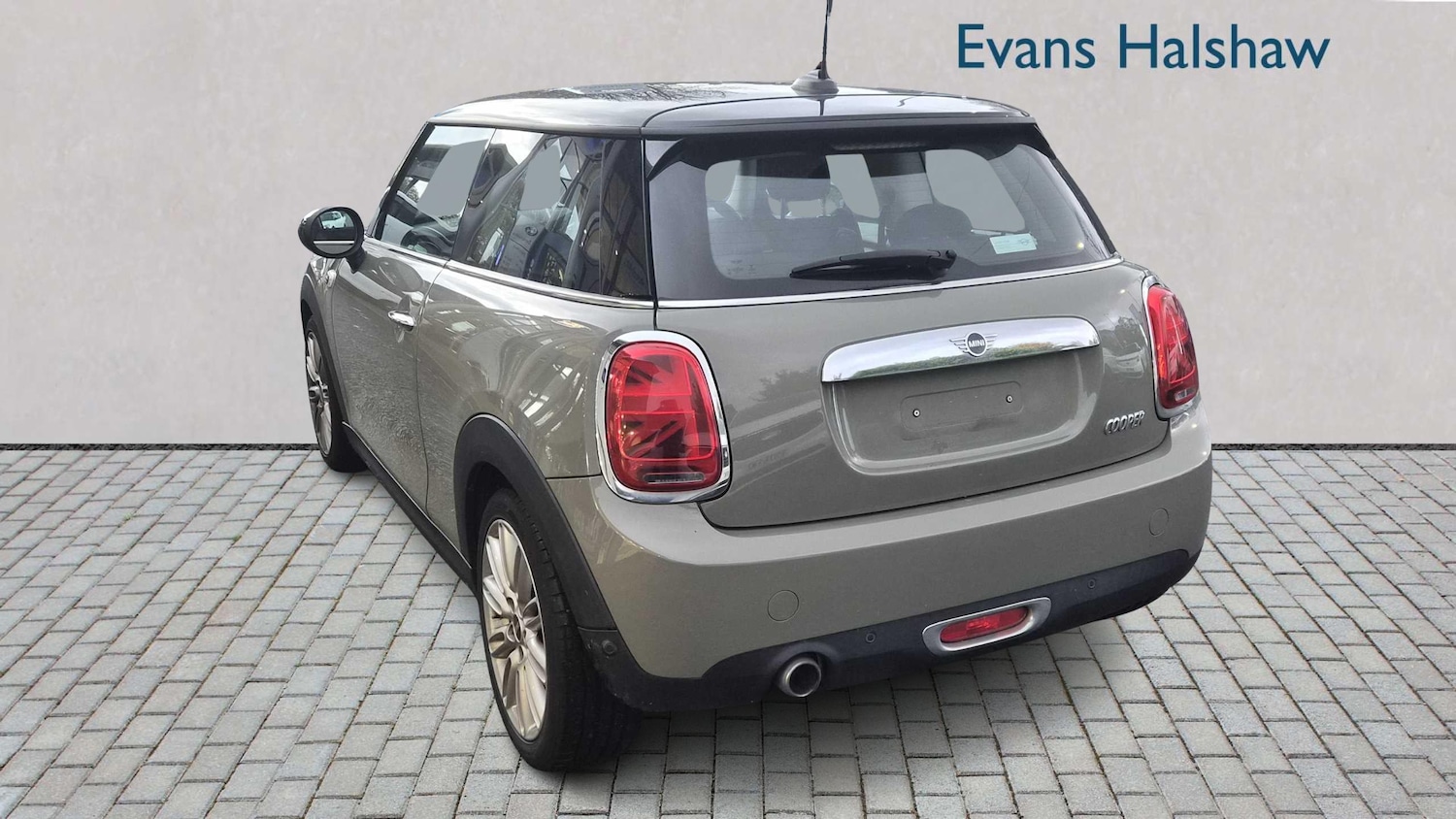 Used MINI Hatch 2018 for sale - 76411364: Photo 3