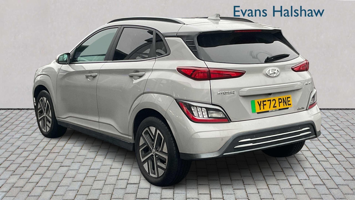 Used Hyundai KONA 2023 for sale - 77500292: Photo 2