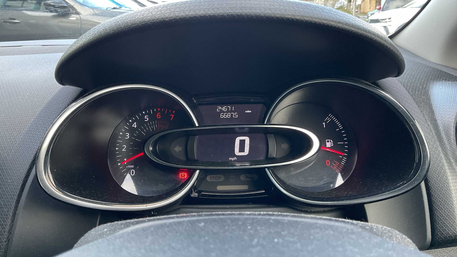 Used Renault Clio 2018 for sale - 77032217: Photo 10