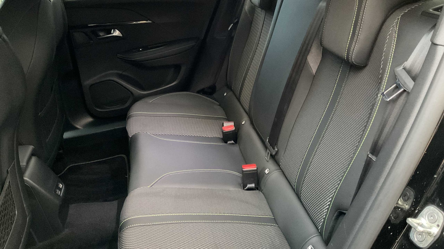 Used Peugeot 2008 2023 for sale - 77058293: Photo 17