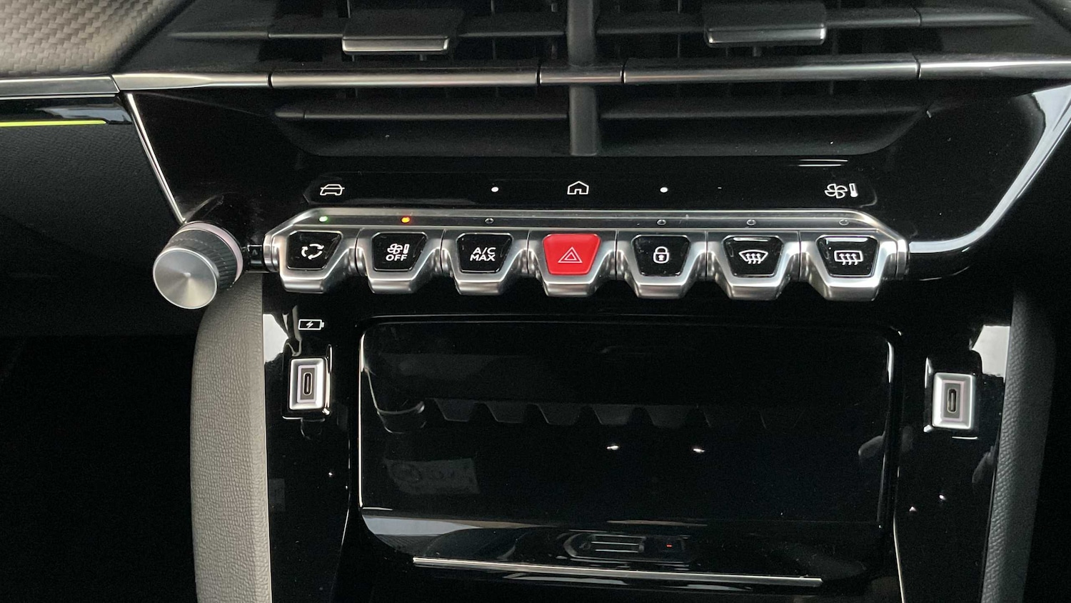 Used Peugeot 2008 2023 for sale - 77058293: Photo 20