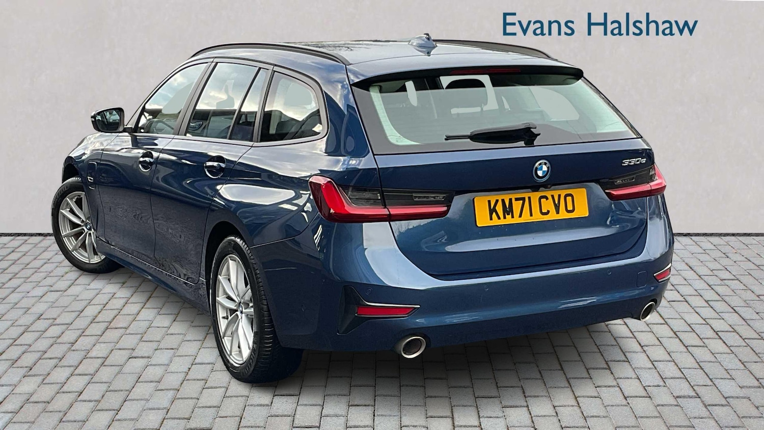 Used BMW 3 Series 2021 for sale - 76889779: Photo 2