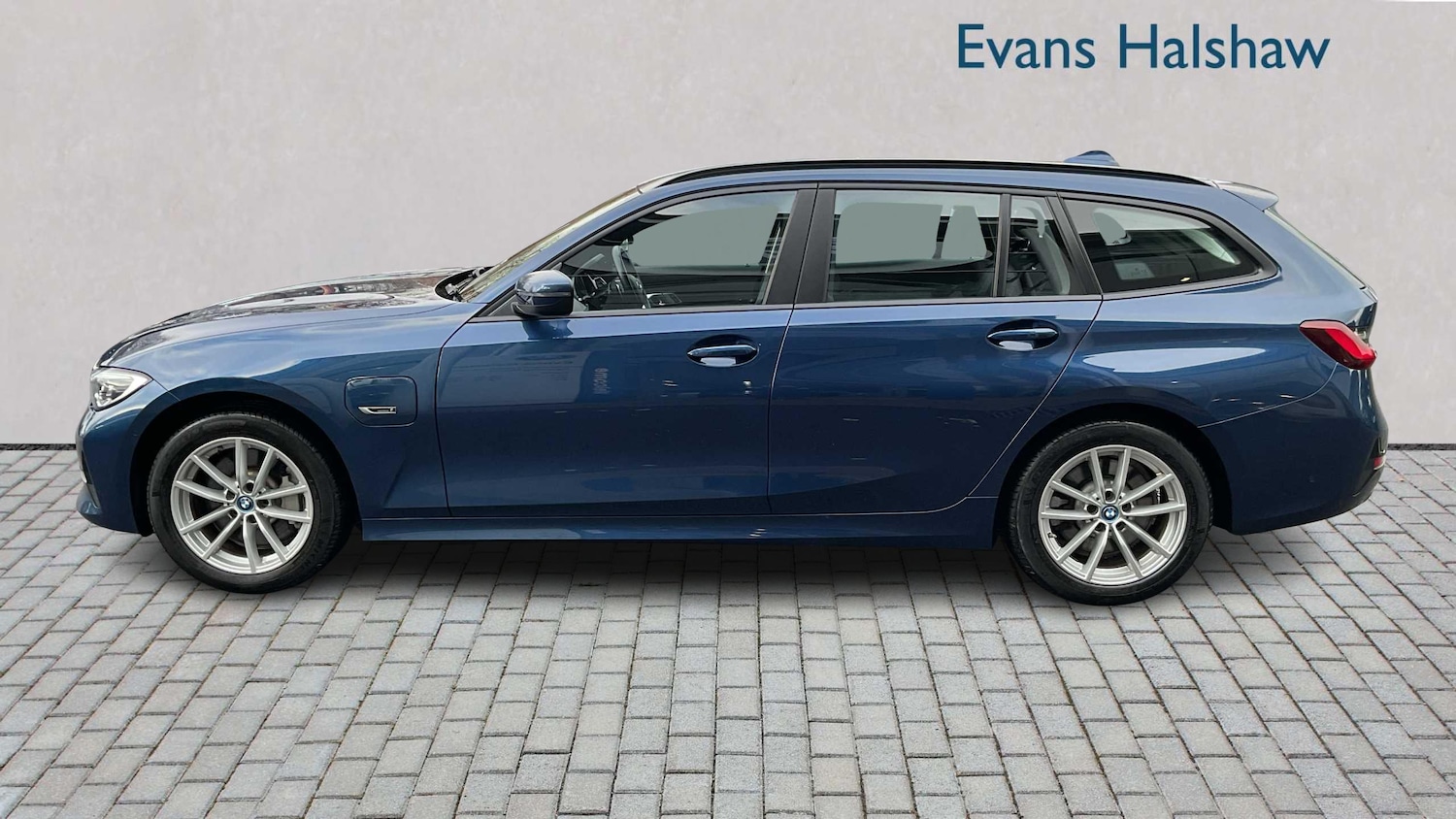 Used BMW 3 Series 2021 for sale - 76889779: Photo 3