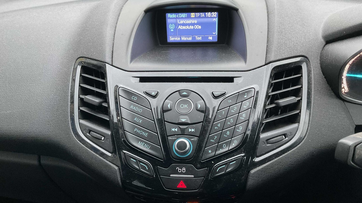 Used Ford Fiesta 2016 for sale - 77628134: Photo 8