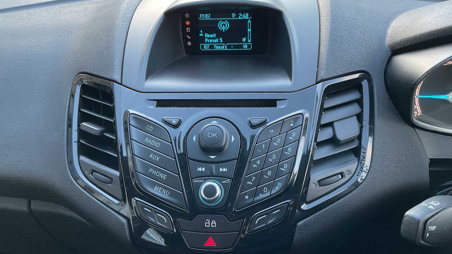 Used Ford Fiesta 2014 for sale - 76661790: Photo 9