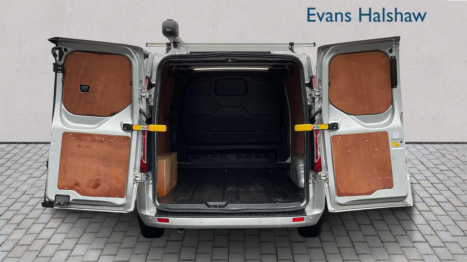 Used Ford Transit Custom 2022 for sale - 77810861: Photo 9