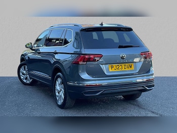 Used Volkswagen Tiguan Allspace 2023 for sale - 76063205: Photo 2