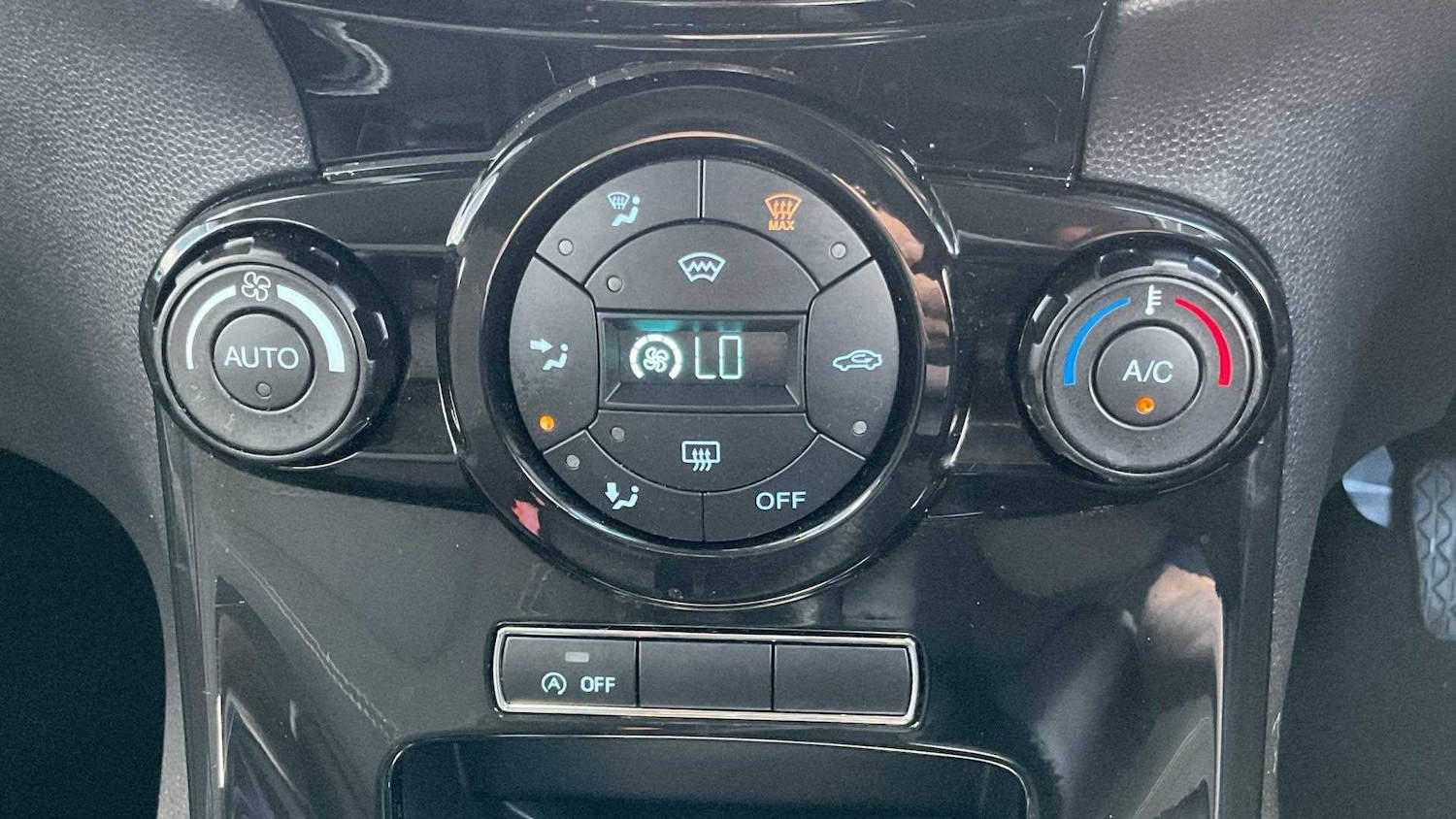 Used Ford Fiesta 2017 for sale - 76447581: Photo 18