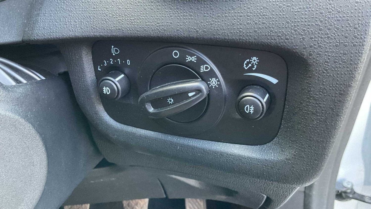 Used Ford Fiesta 2017 for sale - 76447581: Photo 26