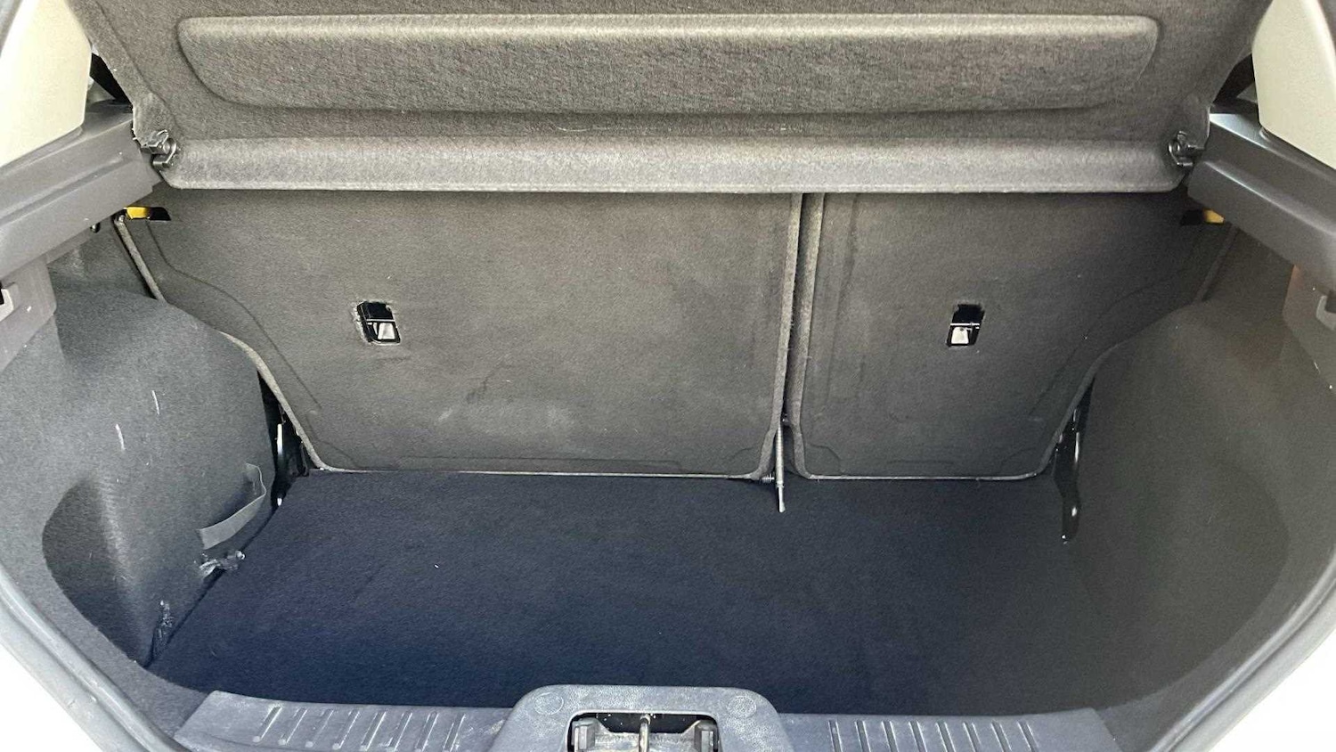 Used Ford Fiesta 2017 for sale - 76447581: Photo 7