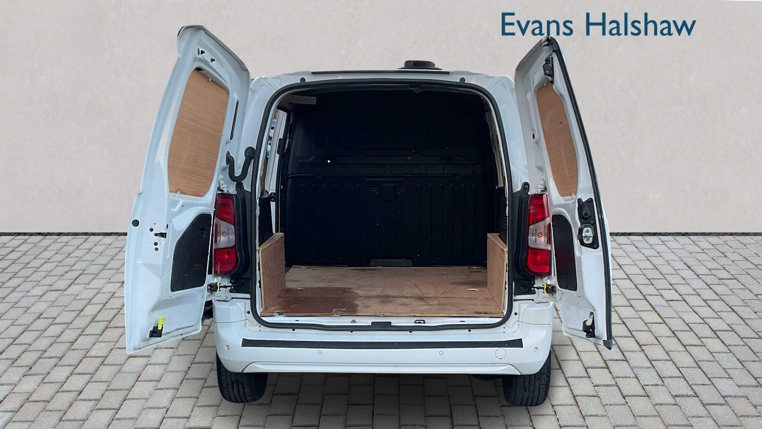 Used Vauxhall Combo 2019 for sale - 76286403: Photo 9