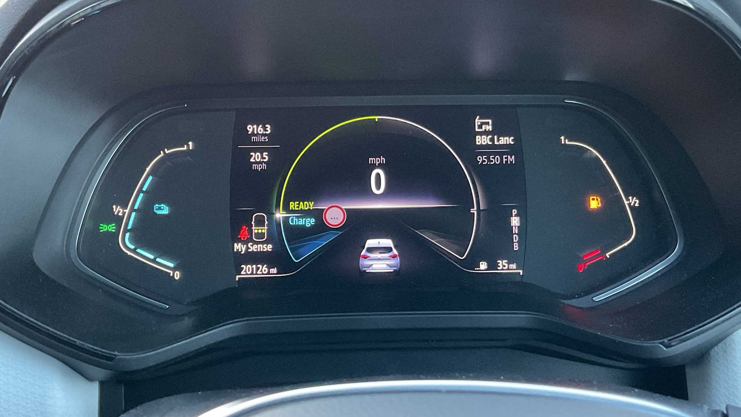 Used Renault Clio 2022 for sale - 76804875: Photo 10