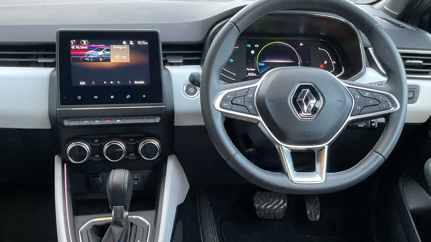 Used Renault Clio 2022 for sale - 76804875: Photo 11