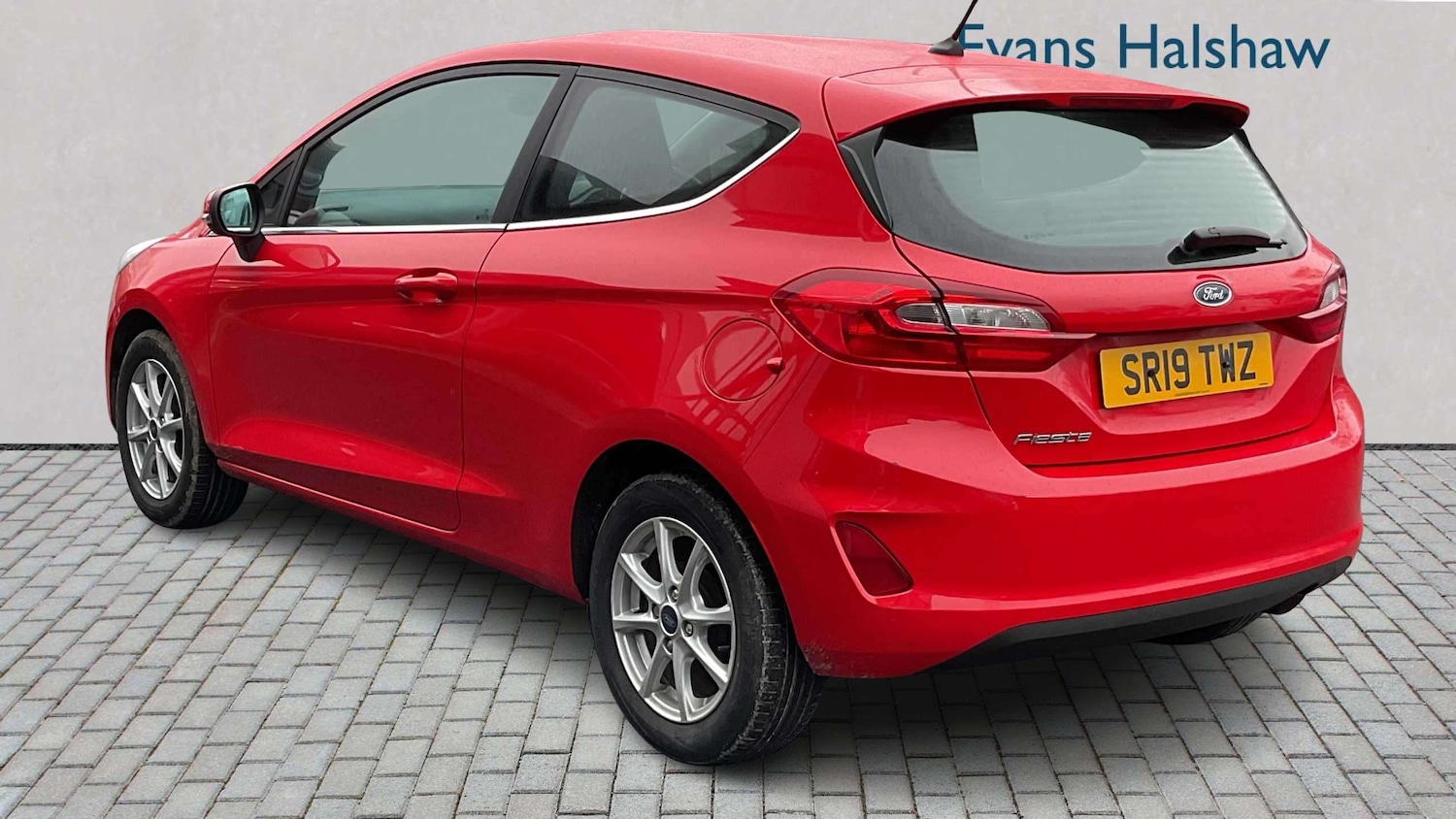 Used Ford Fiesta for sale - 78104487: Photo 2