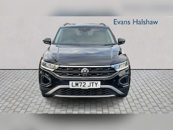 Used Volkswagen T-Roc 2022 for sale - 77281831: Photo