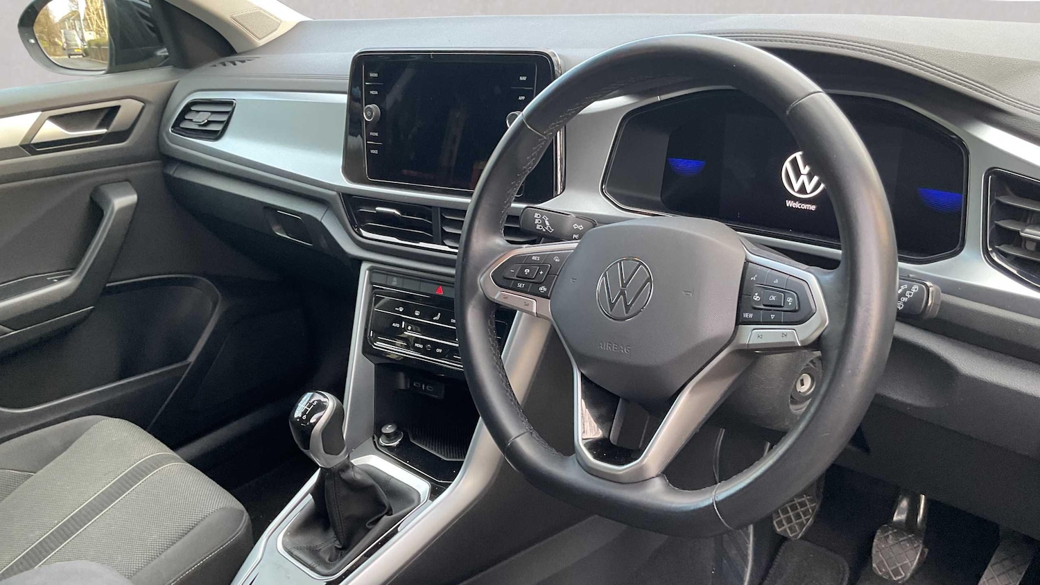 Used Volkswagen T-Roc 2022 for sale - 77281831: Photo 6