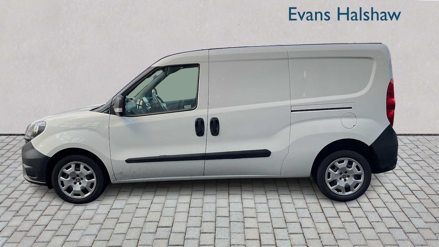 Used Fiat Doblo 2022 for sale - 76928914: Photo 4