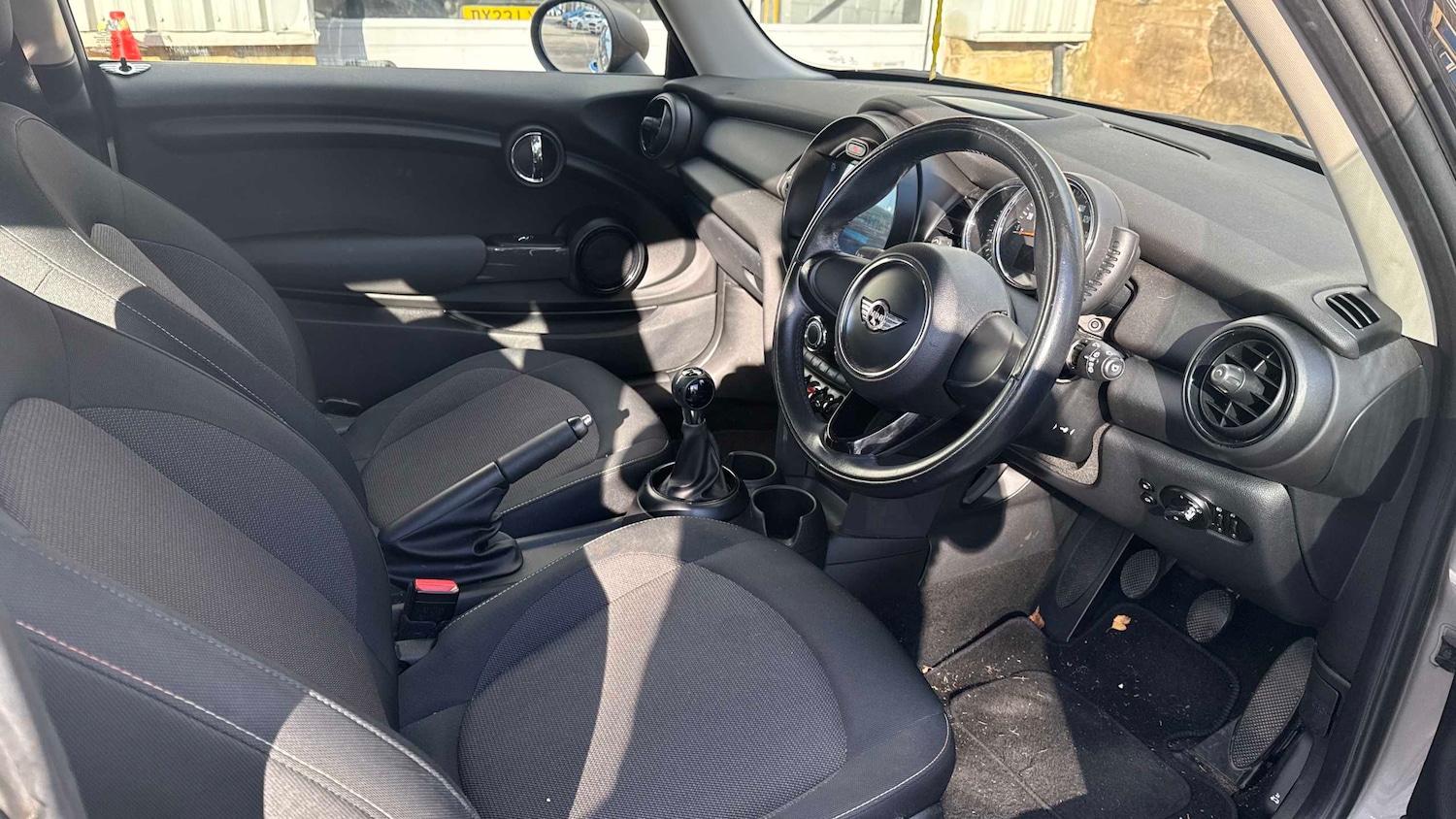 Used MINI Hatch 2016 for sale - 76401251: Photo 6