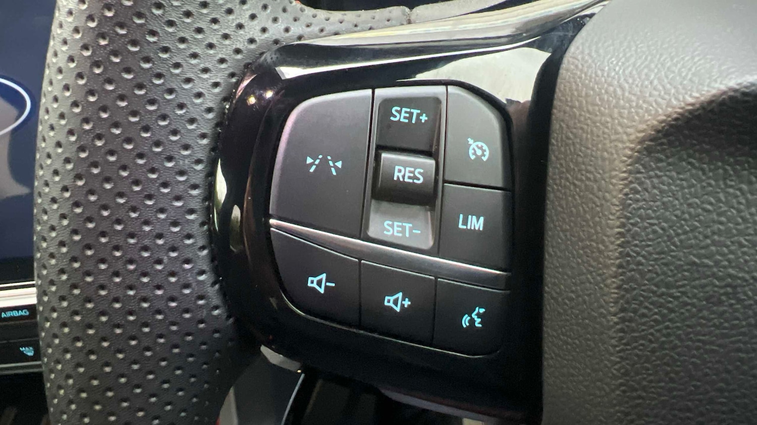 Used Ford Puma 2024 for sale - 76329256: Photo 11