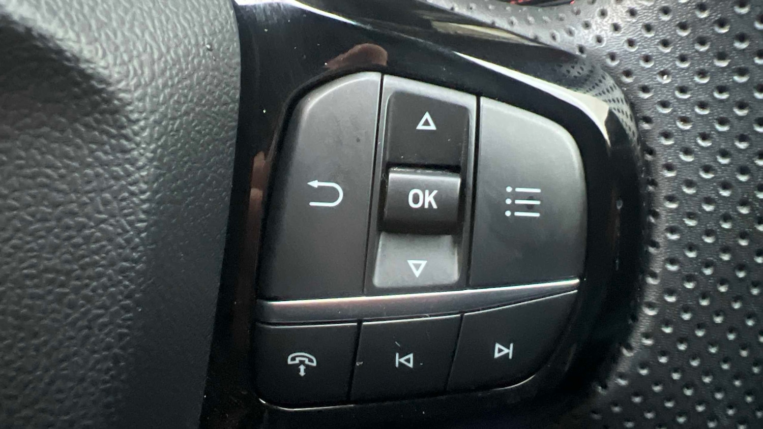 Used Ford Puma 2024 for sale - 76329256: Photo 12