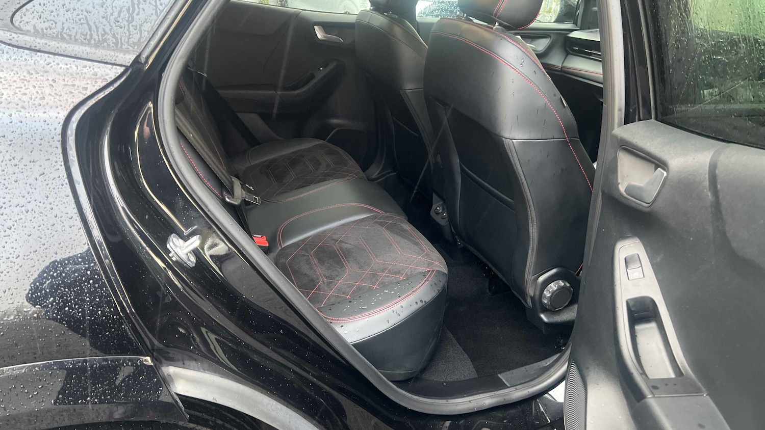 Used Ford Puma 2024 for sale - 76329256: Photo 9