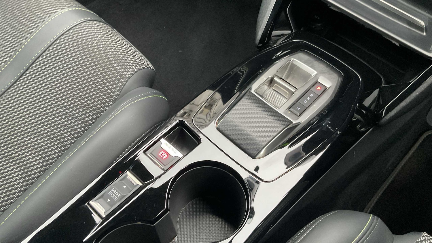 Used Peugeot 2008 2024 for sale - 76169966: Photo 12