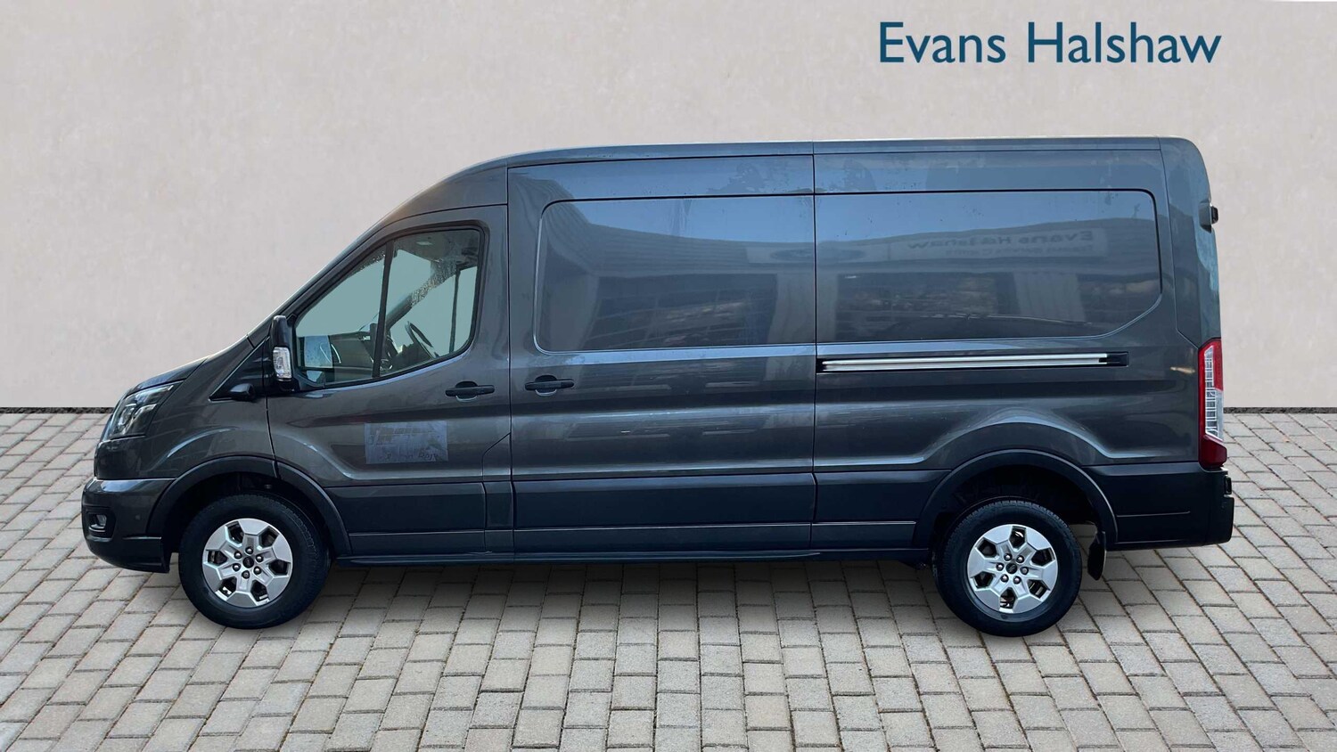 Used Ford Transit 2024 for sale - 77294141: Photo 3