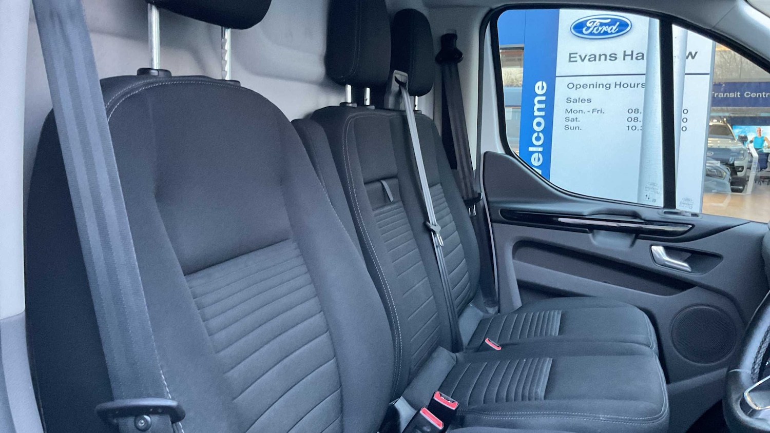 Used Ford Transit Custom 2023 for sale - 76915987: Photo 15
