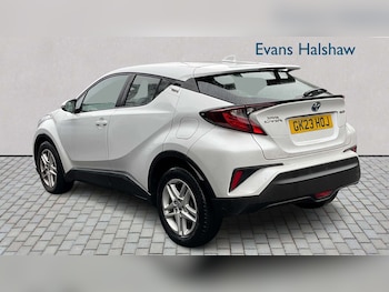 Used Toyota C-HR 2023 for sale - 78023953: Photo