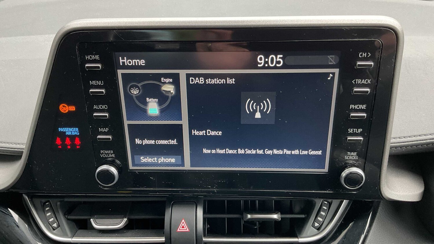 Used Toyota C-HR 2023 for sale - 78023953: Photo 8