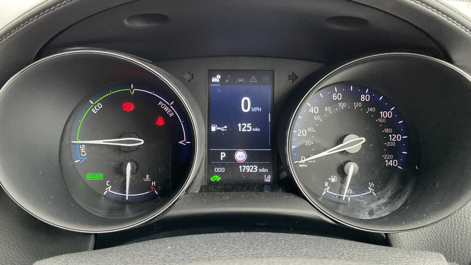 Used Toyota C-HR 2023 for sale - 78023953: Photo 9