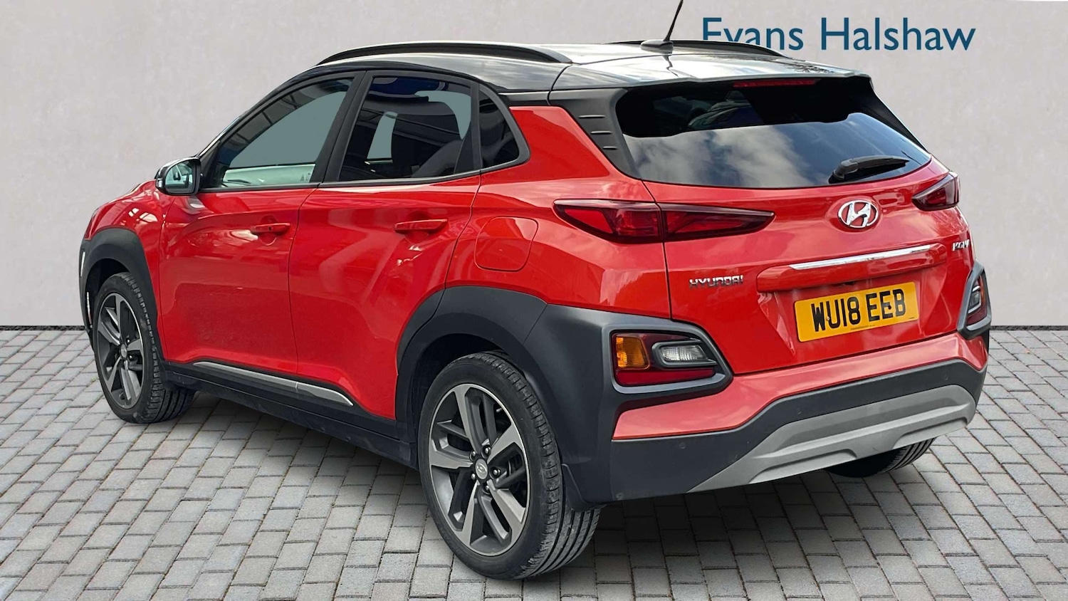 Used Hyundai KONA 2018 for sale - 77810801: Photo 2