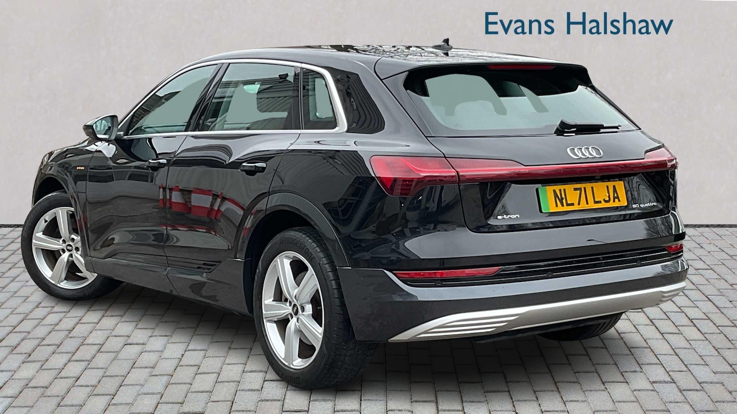 Used Audi e-tron 2021 for sale - 78216414: Photo 2
