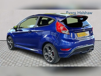 Used Ford Fiesta 2015 for sale - 78604402: Photo
