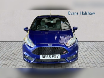 Used Ford Fiesta 2015 for sale - 78604402: Photo