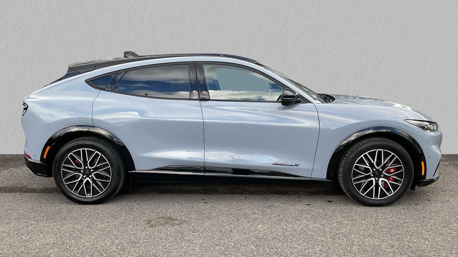 Used Ford Mustang Mach-E 2024 for sale - 76141768: Photo 3