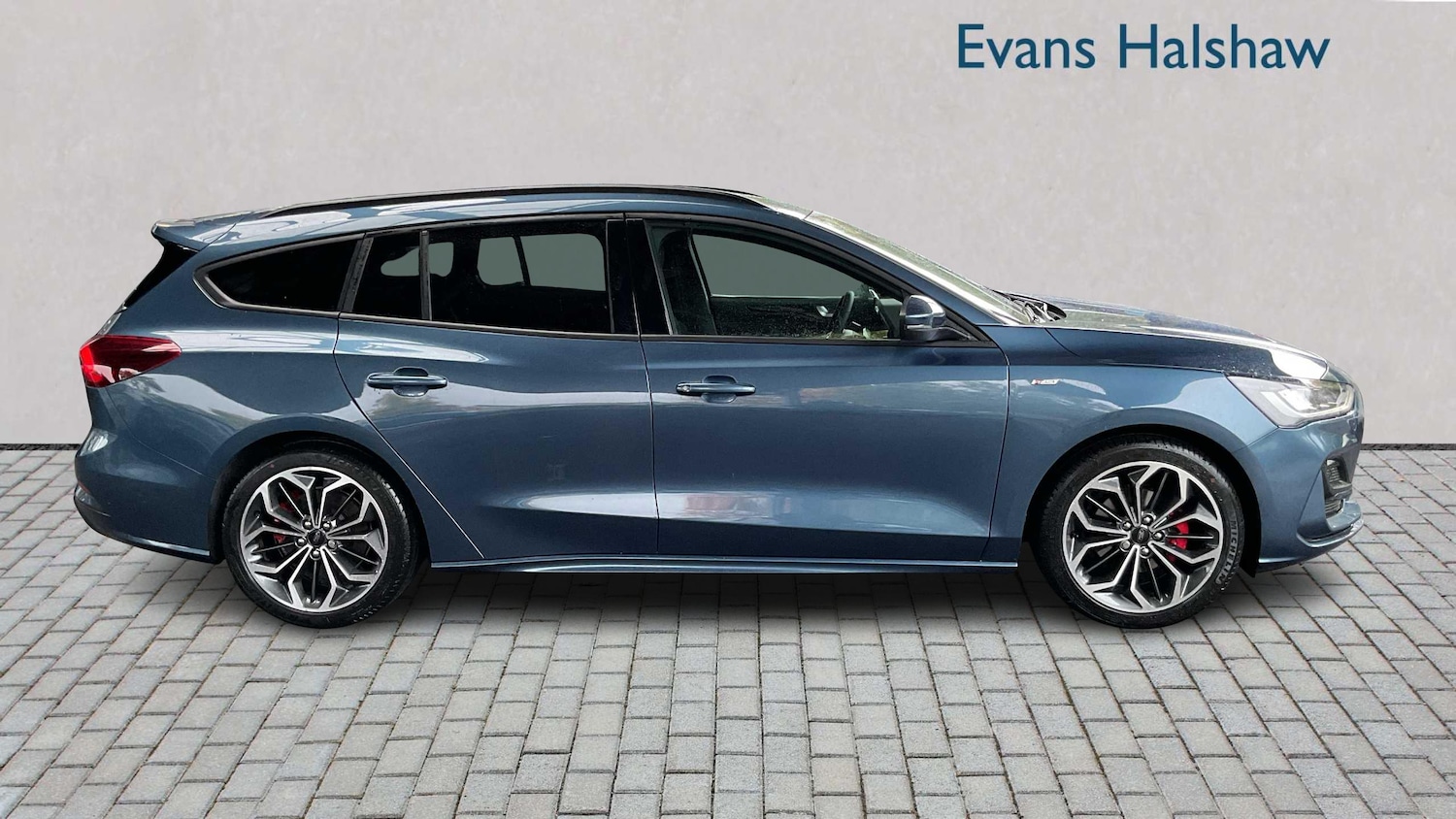 Used Ford Focus 2025 for sale - 77842401: Photo 3