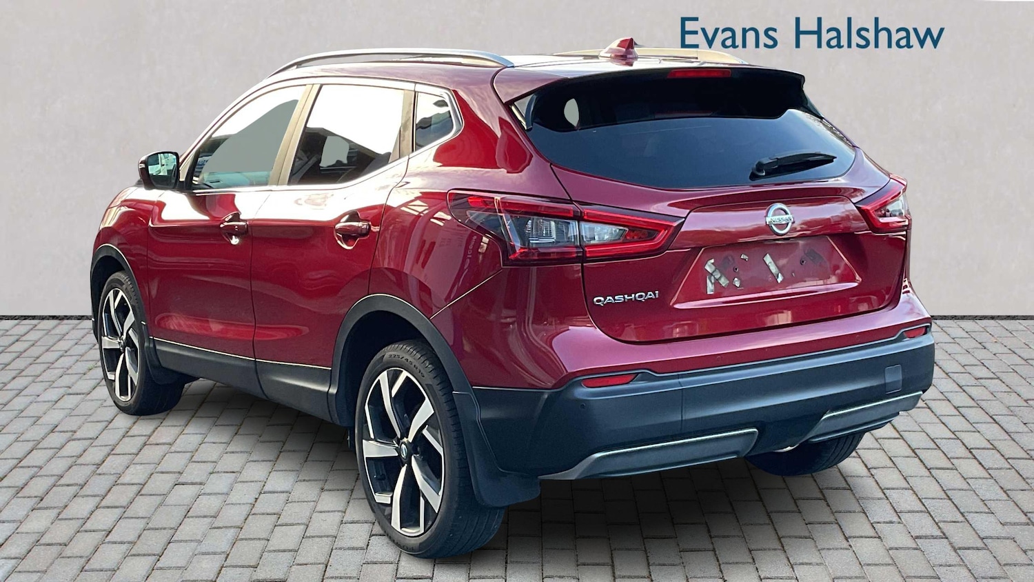 Used Nissan Qashqai 2018 for sale - 77389937: Photo 2