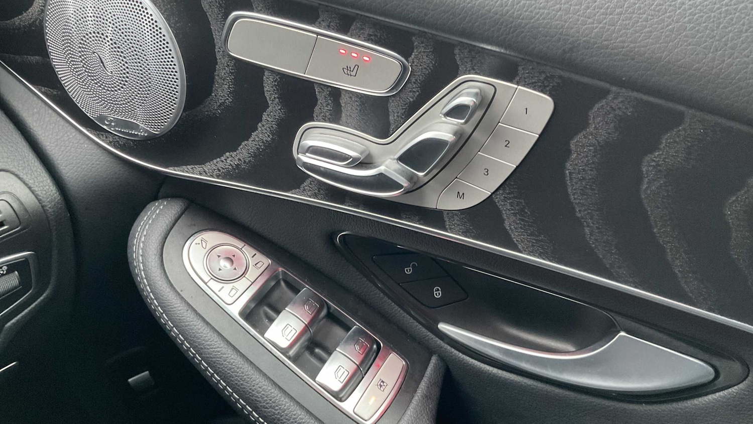 Used Mercedes-Benz GLC 2020 for sale - 77628308: Photo 8