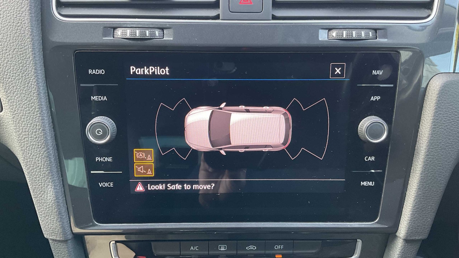 Used Volkswagen Golf 2019 for sale - 77601209: Photo 17