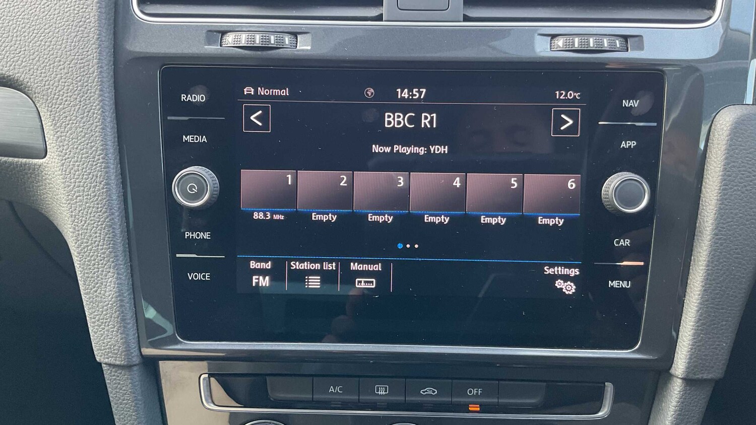 Used Volkswagen Golf 2019 for sale - 77601209: Photo 19