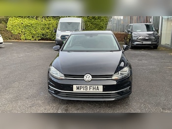Used Volkswagen Golf 2019 for sale - 77601209: Photo