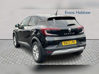 Used Renault Captur 2022 for sale - 76928910: Photo