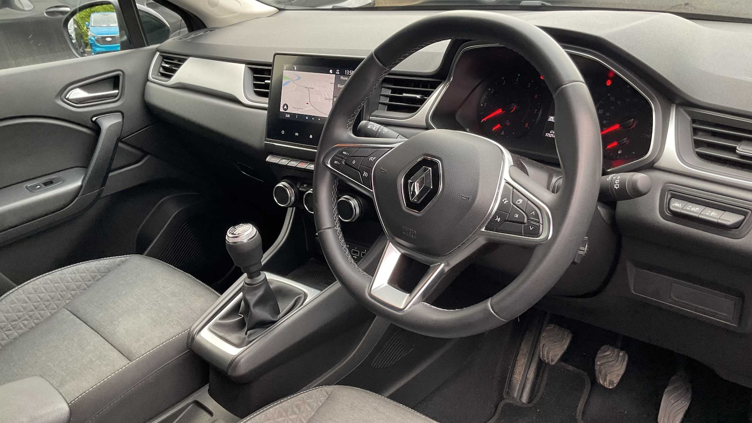 Used Renault Captur 2022 for sale - 76928910: Photo 7
